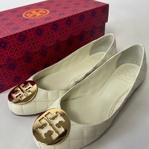 Tory Burch White Quilted Quinn Ballet Flat w/ Gold Hardware (Sz 6.5)